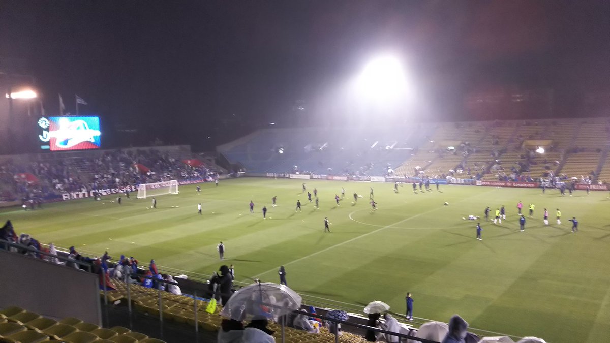 秩父宮ラグビー場で耐寒サッカー観戦に臨んだ他サポ等の呟きまとめ Togetter 秩父宮ラグビー場で耐寒サッカー観戦に臨んだ他サポ等の呟きまとめ Togetter