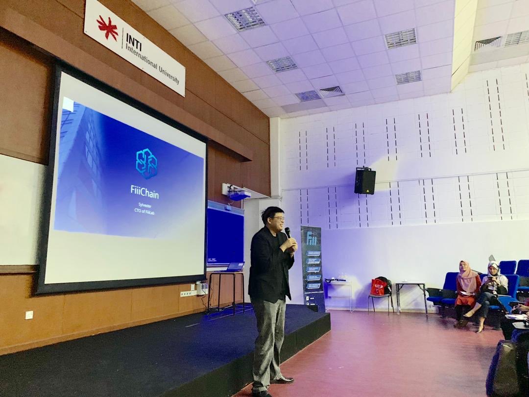 HackerPanda3's tweet photo. INTI Nilai was our second university we visited! Through out the talk, students were highly enthusiastic, not to mention their curiosity towards cryptocurrency! 

#HackerPanda #CampusTour #CC2019 https://t.co/CWFw3rZ840