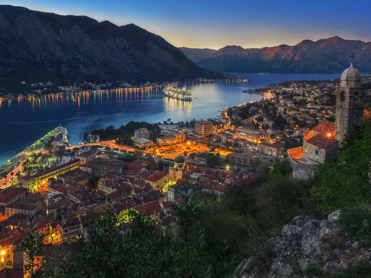 Dreammne's tweet photo. "A tiny country in southeastern #Europe is an emerging #luxurydestination." Business Insider about #Montenegro. 
https://t.co/LPmrPt8Unq https://t.co/FBaIrcS1fA