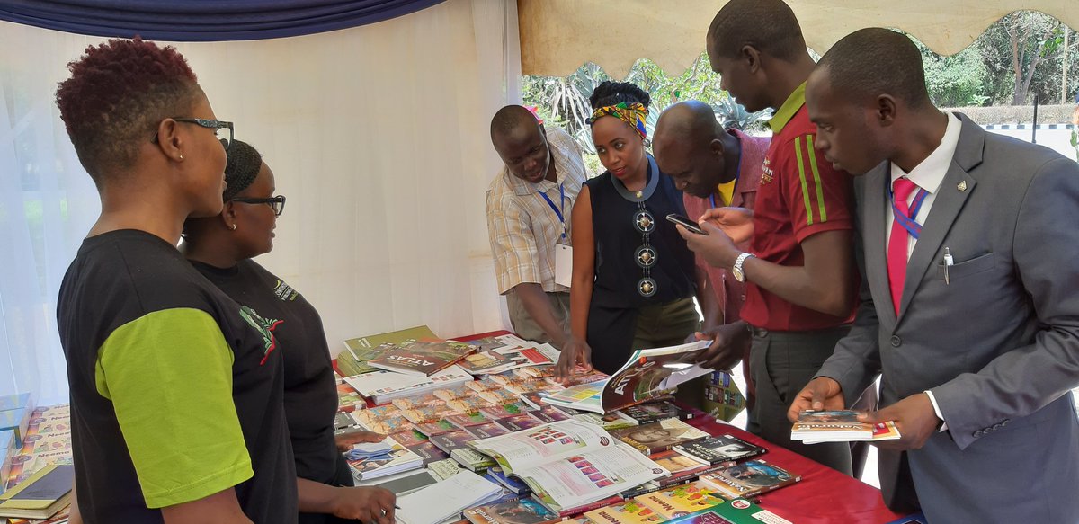 Lhornpublishers's tweet photo. Today we joined students & teachers from various high schools at the Juja Preparatory School for the 4th Mwalimu Julius Nyerere Debate Championship. At Longhorn we focus on helping our readers grow & enhance their critical thinking skills. #MNIVDebate2019
#JSSDebate #DebatesKE https://t.co/TXAUMEpfKl