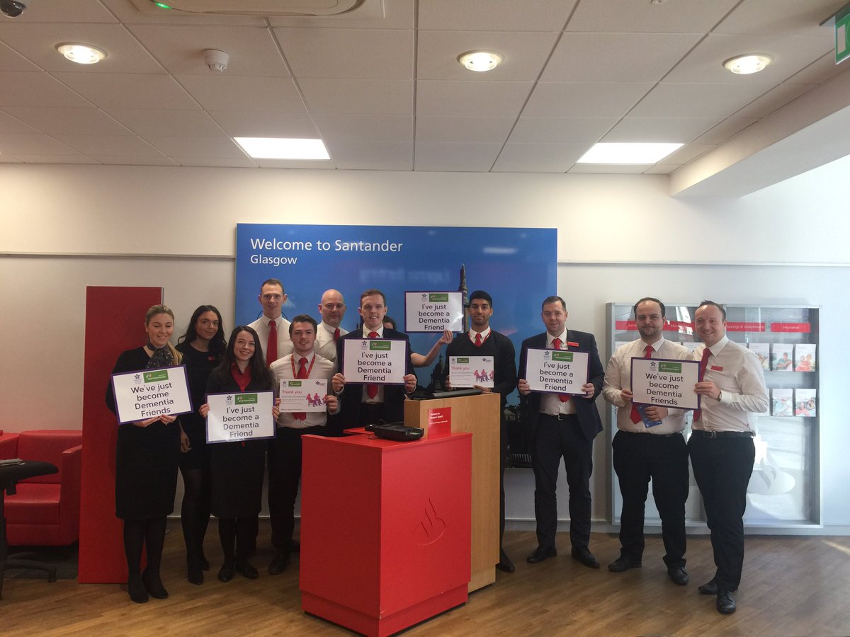 Meet the staff from Santander Glasgow branch who have this morning just become Dementia Friends #dementiafriendsscotland #thankyou #supportingcustomers #wearyourbadgewithpride #helpingusbuilddementiafriendlyscotland @santanderuk @HenryAlzScot  @thatjanbeattie