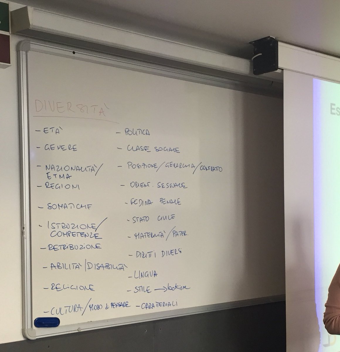 paola_castello's tweet photo. Sono 21 le #diversità che gli studenti del #Master #Macu hanno trovato. La diversità generazionale è quella più riscontata nella loro realtà.
@MaUnimib @FraDevescovi @ginevravilla https://t.co/af7SkoCoGQ