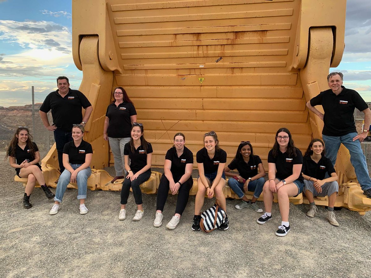 MarshallC_UWA's tweet photo. Barry Marshall MicroBlitz team heading home after a big day out in Kalgoorlie - having shared newly designed science activties with the students of Eastern Goldfields College and Kalgoorlie-Boulder Community High School. Well done team. @Davekellymp @ScienceUWA @barjammar https://t.co/7dQUaplwrR