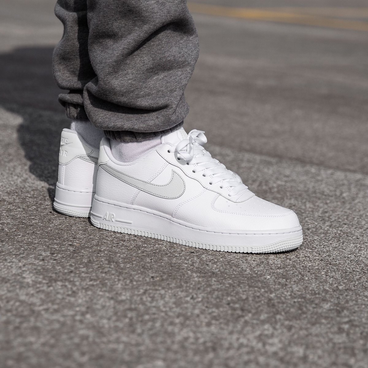 air forces with silver check