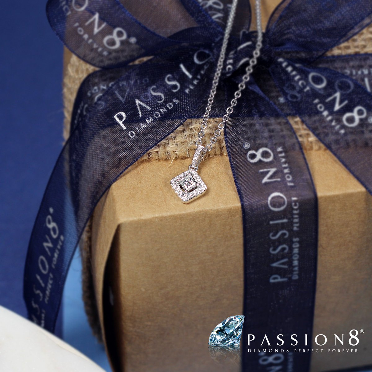 passion8diamond's tweet photo. How stunning is this cushion cut pendant?! #PASSION8Diamonds #PASSION8 #8perfecthearts&8perfectarrows #hearts&arrows #diamond #engagement #diamondjewellery #jewellery #love #weddingring #ring #pendent #earrings #diamondearrings #engagementring https://t.co/2wLLgTX7SK