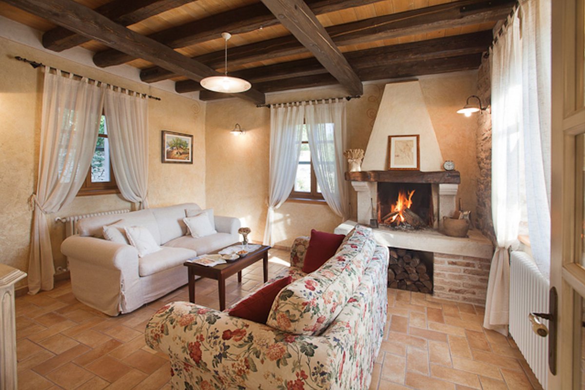 Discover the true Mediterranean spirit and the embodiment of luxurious tradition with the gorgeous Villa Gelci.
#natural #balance #antique #tailormade #Mediterranean 

travelistria.com/istria-villas/…