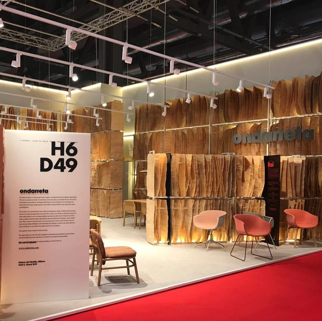 ClusterHabic's tweet image. Ayer comenzó la Feria Salone del Mobile Milano. Nos gustan mucho los stands de @EneaDesign (Hall 10-stand C07), @iSi_Contract (Hall 6-stand F52), @ondarretams (Hall 6-stand D49) y @MueblesTreku (Hall 10-stand A05) #BasqueDesign #BasqueLiving #Salonedelmobile @isaloniofficial
