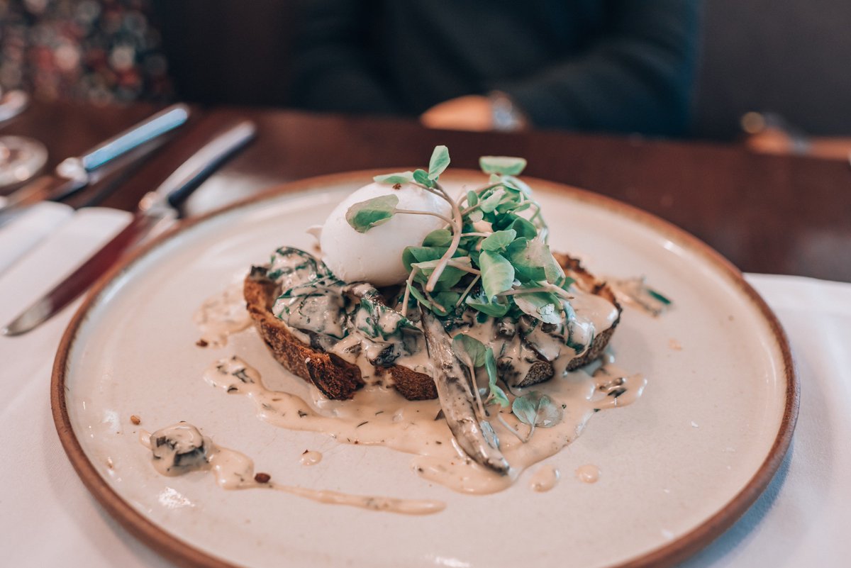 Angie Silver tweet media