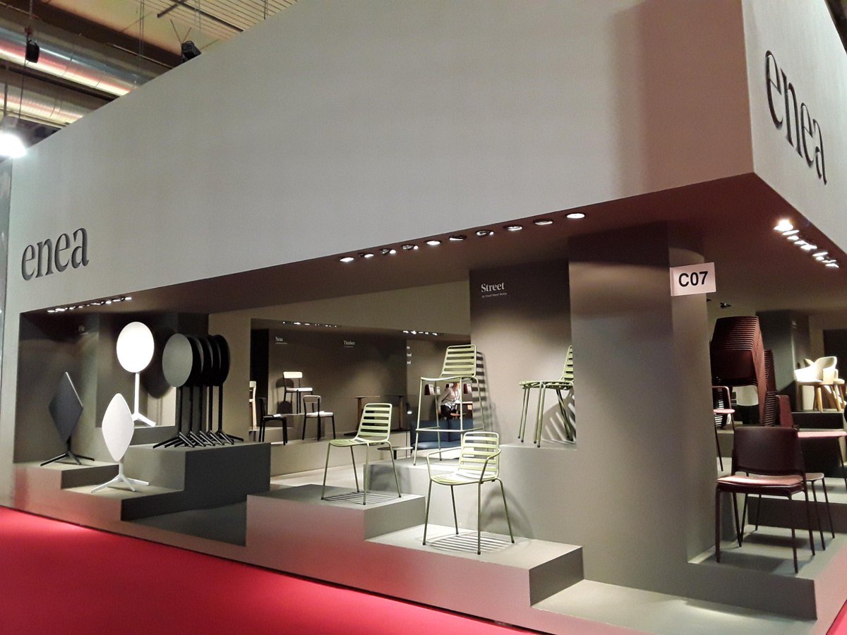 ClusterHabic's tweet image. Ayer comenzó la Feria Salone del Mobile Milano. Nos gustan mucho los stands de @EneaDesign (Hall 10-stand C07), @iSi_Contract (Hall 6-stand F52), @ondarretams (Hall 6-stand D49) y @MueblesTreku (Hall 10-stand A05) #BasqueDesign #BasqueLiving #Salonedelmobile @isaloniofficial