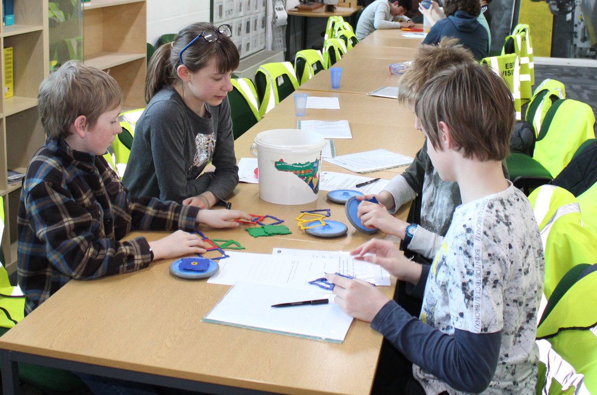 JLR_EBPC's tweet image. Our very first ever 'Engineering is Fun' Day @JLRHalewood went really well. Pupils from a variety of local schools had the opportunity to visit specialist areas of the factory &amp;amp; engage in some fun teambuilding and test activities. @JLREducation @BMetC @Tomorrows_Eng @rlhughesAIM