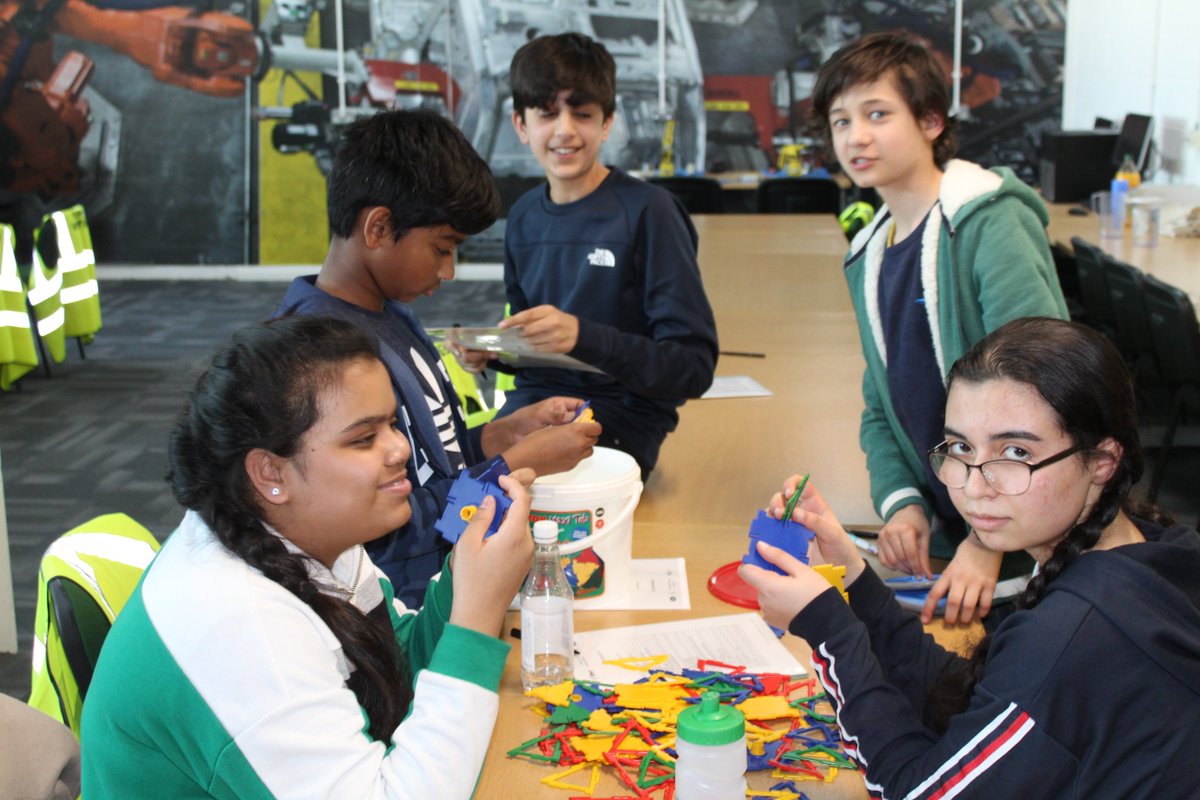 JLR_EBPC's tweet image. Our very first ever 'Engineering is Fun' Day @JLRHalewood went really well. Pupils from a variety of local schools had the opportunity to visit specialist areas of the factory &amp;amp; engage in some fun teambuilding and test activities. @JLREducation @BMetC @Tomorrows_Eng @rlhughesAIM