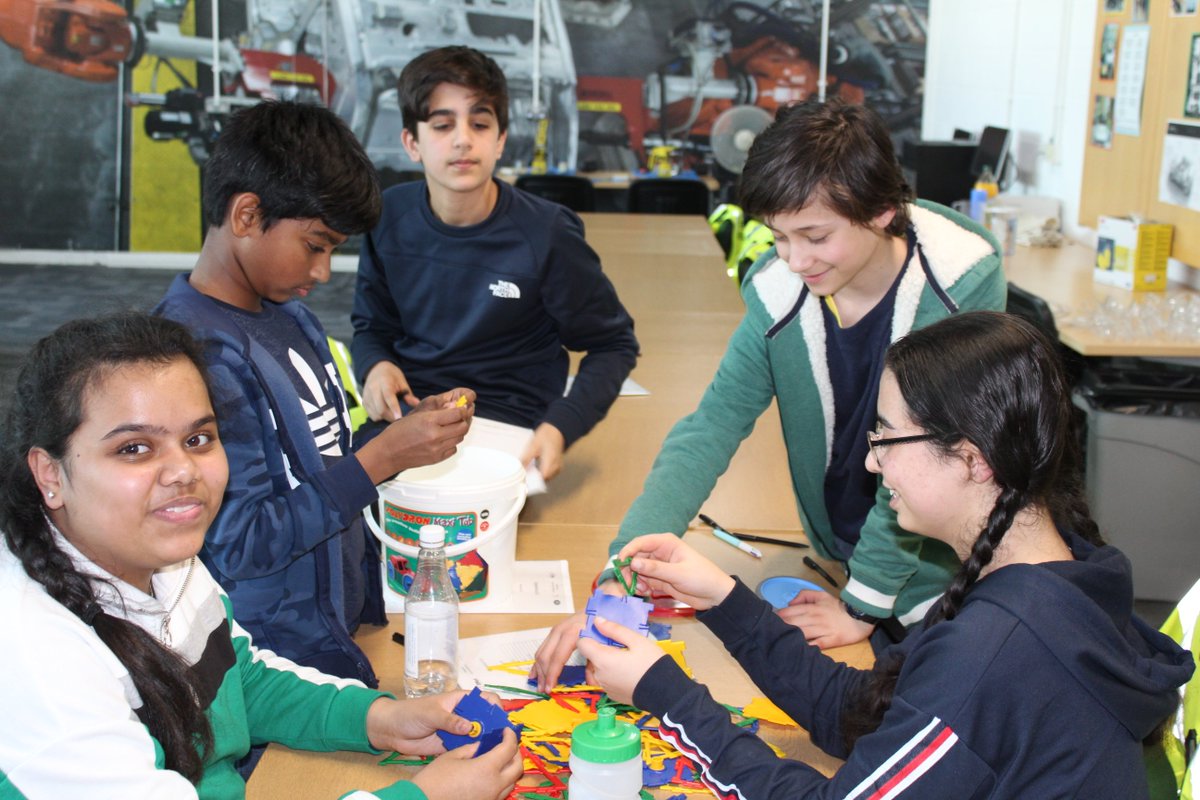 JLR_EBPC's tweet image. Our very first ever 'Engineering is Fun' Day @JLRHalewood went really well. Pupils from a variety of local schools had the opportunity to visit specialist areas of the factory &amp;amp; engage in some fun teambuilding and test activities. @JLREducation @BMetC @Tomorrows_Eng @rlhughesAIM