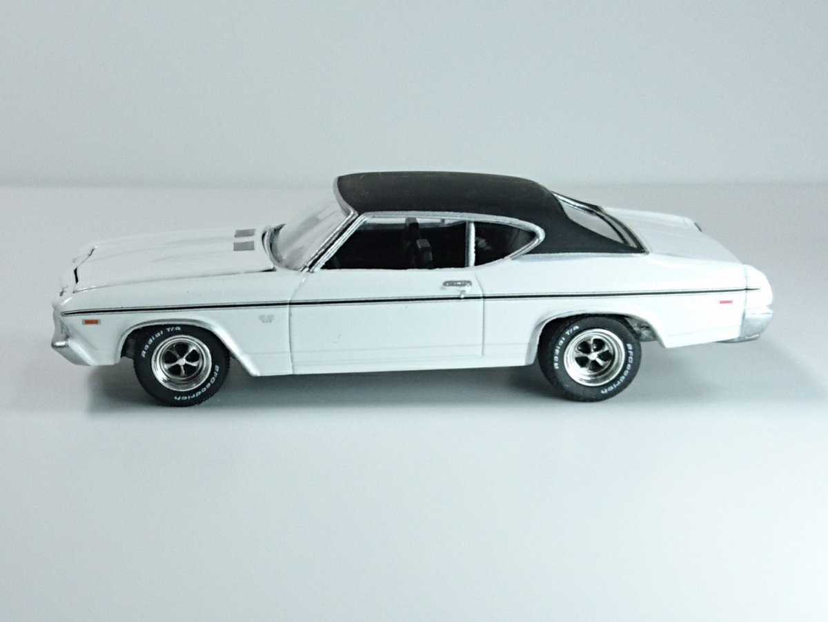 アメ車とワーゲン Pa Twitter Greenlight 18 1969 Chevrolet Chevelle Ss ブラックのラウンドトップ レザールーフ が 耐久性の問題で廃れたようだが60 S 70 Sのアメ車には似合うよね Chevrolet Chevy Chevelle Diecastcar Musclecar Hotwheels