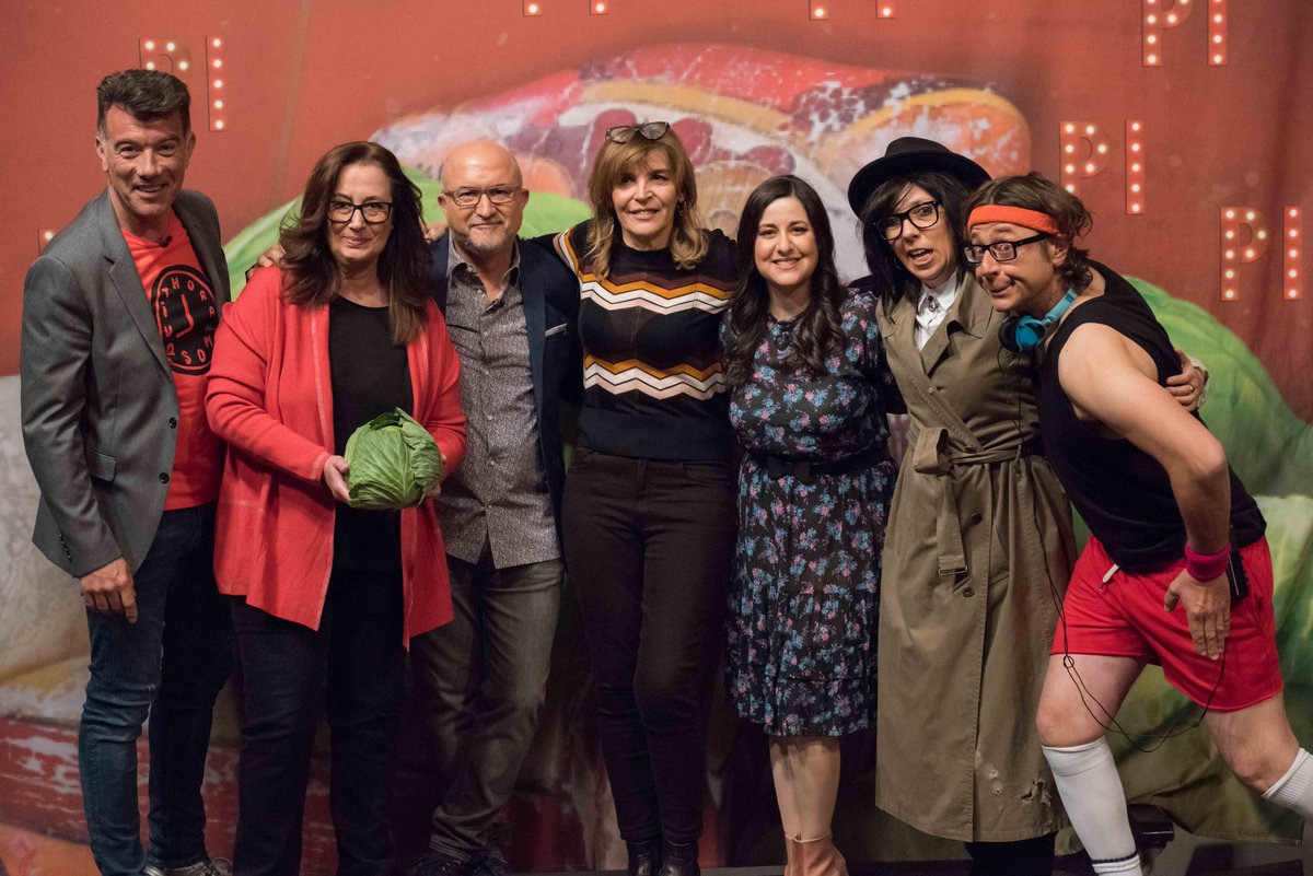 pi_tve's tweet photo. Dues dones, @elisendastone i @meriripoll i un destí: @pi_tve Tot el que passi pel mig serà...inesperat...
Dijous ⏰18:10h a @la2_tve @tve_catalunya #duesdonesnues @JuditMartinD @annagras_ @plaza_pep @toniglillo i @Sergimas https://t.co/O1wszETt07