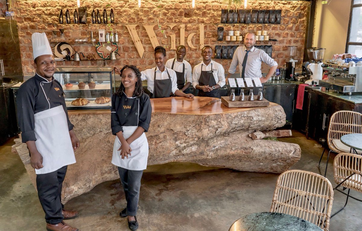 N E W P O S T !
Feature Cafe' of the Month :  Read the article of this amazing Ugandan coffee bar in the link below!
 
Photos courtesy of Wild Coffee Bar
Photos taken by: SidneyAine

neighborhoodbarista.wixsite.com/neighborhoodba…