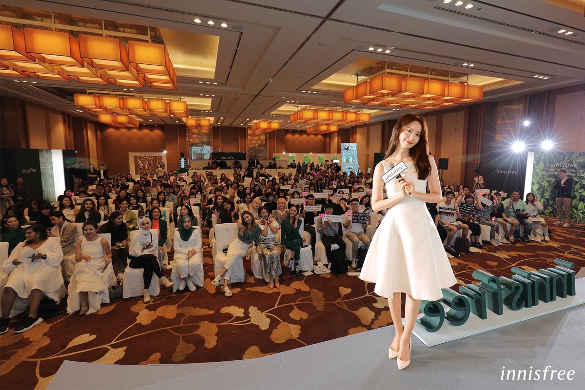 YAMR530's tweet photo. innisfree Green Tea Seed Serum ASEAN #WHydration Event Highlights https://t.co/aEYI6m1wlw via @YouTube https://t.co/DoIiphCILL
