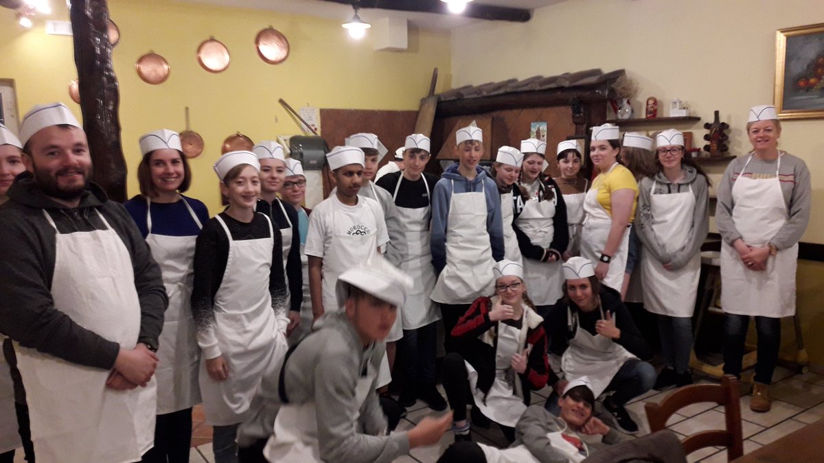 HTrip2019's tweet photo. Master pizza makers! Ciao from Fondo Galatea Working Farm! #oliveoil #mozzarella #salami #dough #tiramisu #lemontrees https://t.co/G4K5CxrdDg
