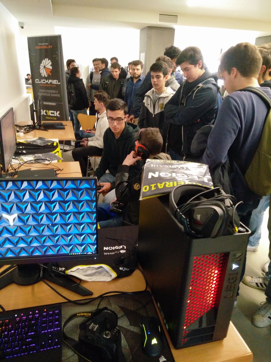 Já estamos na Universidade Católica do Porto para o #K1ck Challenge de #FIFA19. Vais faltar? 

#Corsair #Legion

<a href="/k1ckesports/">K1CK</a> <a href="/CorsairSpain/">Corsair España</a> <a href="/lenovoportugal/">Lenovo Portugal</a> <a href="/Clickfiel/">Clickfiel</a> <a href="/LenovoLegion/">Lenovo Legion</a>