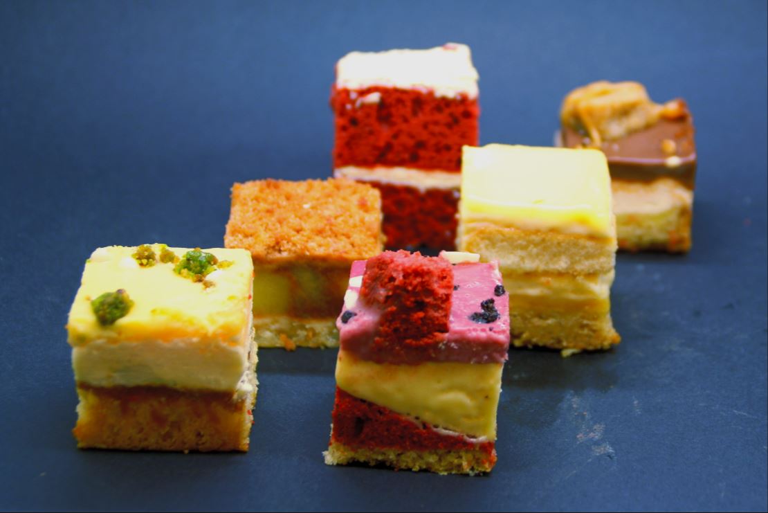 NIEUW!!
Gebaks Assortiment
36 mini gebakjes per doos
Bestel nu via bestelling@q-culinair.nl
