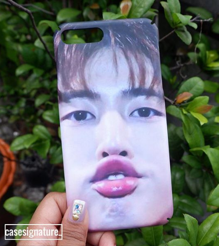 casesignature_'s tweet photo. เคสสกรีน200 ทักไลน์ ส่งรูปมาทำได้ มีหลายรุ่น รับตัวแทน #ตลาดนัดnct #BTSLoveYourselfBKK  #ตลาดนัดWANNAONE #ตุ๊กตาwannaone #KILLTHISLOVEwithBLACKPINK   
#BTSLoveYourselfTourinbkk 
#ตลาดนัดWANNAONE
#BTSLoveYourselfBKK
#BTSLoveYourSelfinBKK #ตลาดนัดอซท #NCT_U #คังแดเนียล #แดเนียล https://t.co/bTjWADadtc