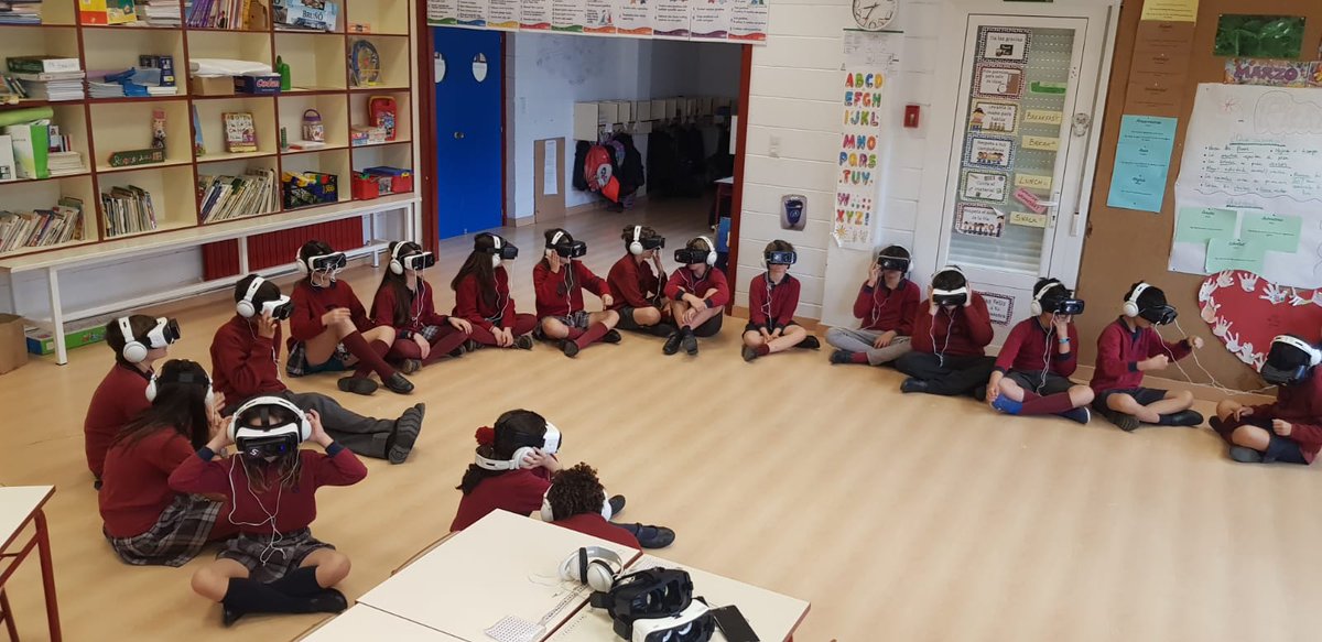 Hoy @victormartinpa ha llevado al colegio <a href="/britanicoaragon/">Colegio Británico de Aragón</a> nuestro contenido educativo de realidad virtual con <a href="/Level5_Edu/">Level5</a> 🤗👩🏻‍🏫🥽 
#educacioninfantil #level5 #technology #VirtualReality