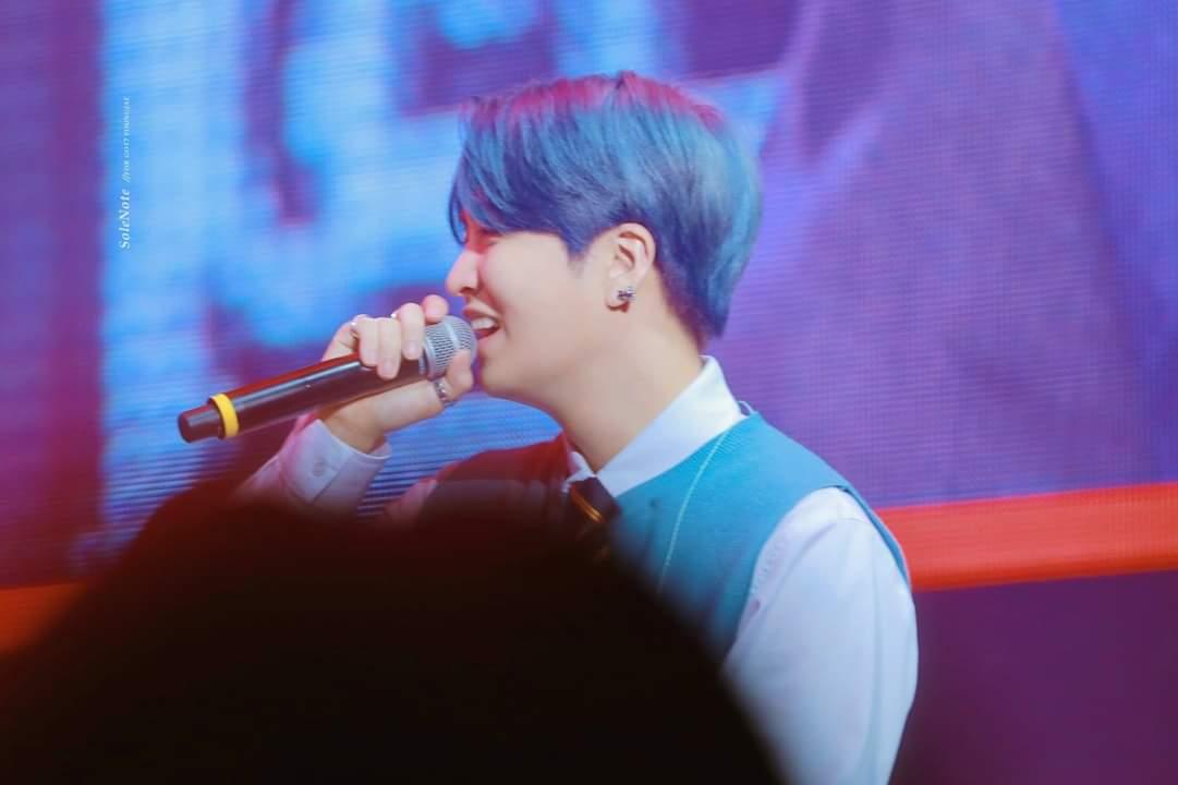 D3y_FndU0AIMuae.jpg:orig