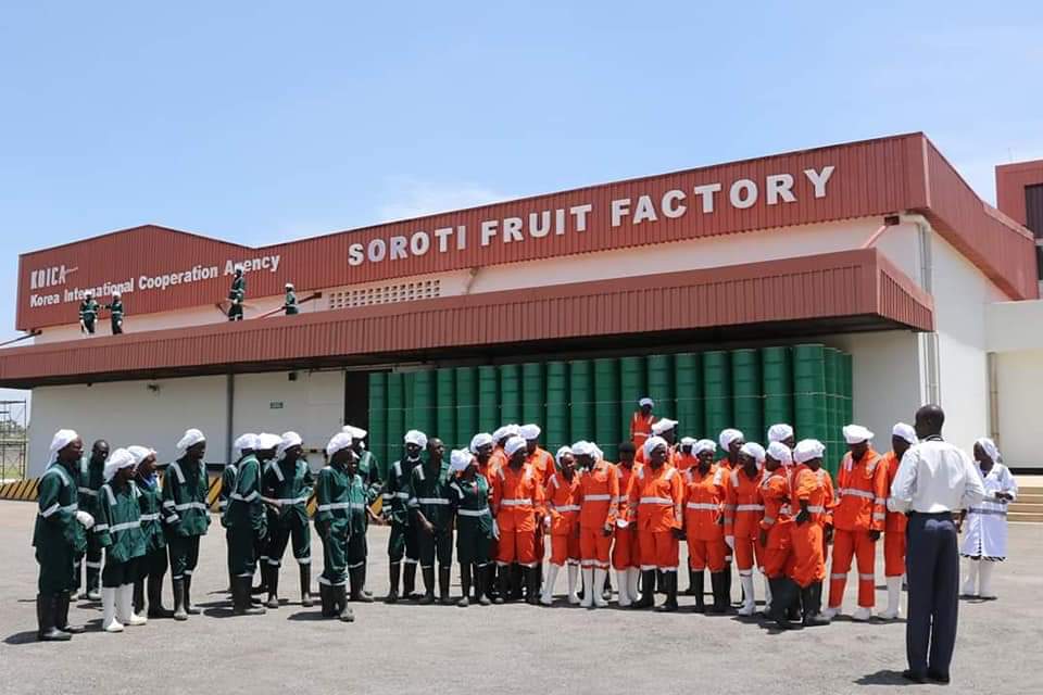 oluka_p's tweet photo. #HAPPENING_THIS_WEEK: President Museveni will this Saturday April 13th, 2019 officially open Soroti Fruit Factory in Arapai Sub County, Soroti District. The factory has been constructed by the Government through its investment arm the Uganda Development Corporation. https://t.co/bA9ONV41JM