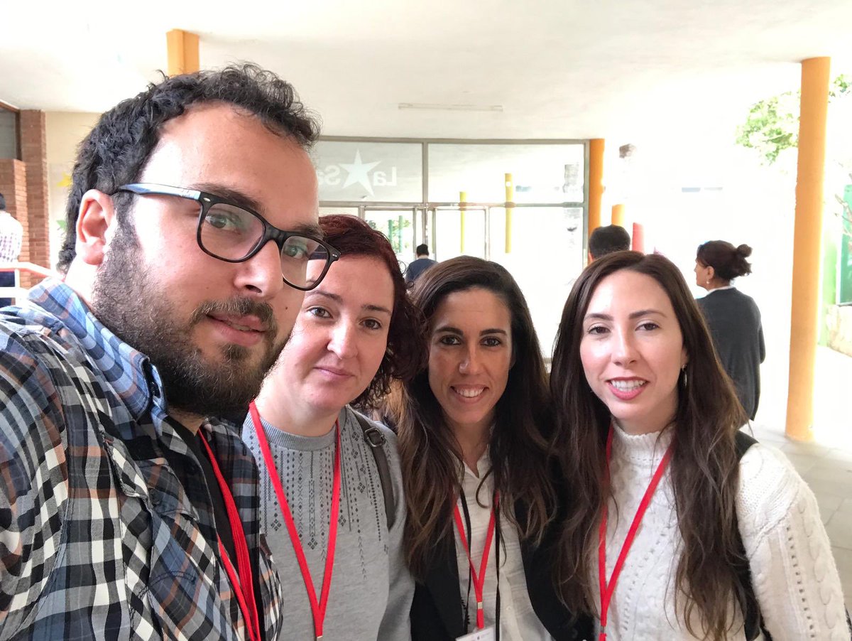 No en sortim d’una i ja esteim a una altra! Avui alguns dels nostres professors han rebut una formació per aprofitar la potencialitat dels alumnes nadius digitals. #LighthouseLasalle #innovacióeducativa <a href="/EvaristoPF/">Evaristo PF</a>