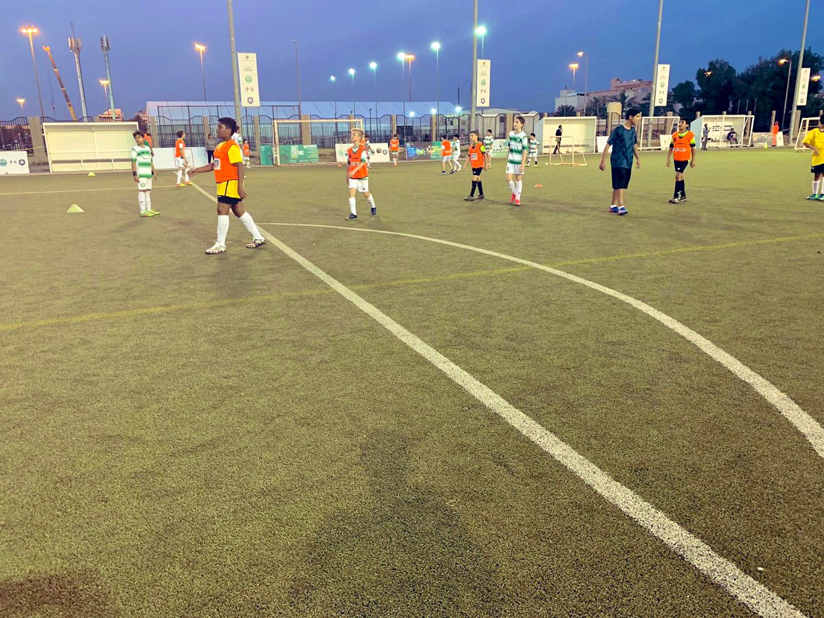 CelticSocAcad's tweet photo. Day 3 of our @PSAQ8 Camp in Kuwait π°πΌ Weβre stepping up the tempo as the week progresses covering attacking & defensive principles #ClubPartnershipProgramme #CelticFC @MotykaSimon https://t.co/nfWUmFOTt0