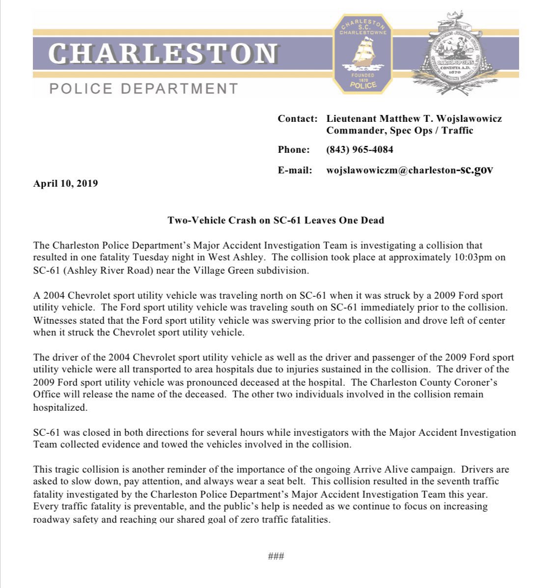 ** UPDATE ** A two-vehicle collision overnight on SC-61 in West Ashley leaves one driver dead and two others hospitalized. #Chsnews  #chstrfc  #ArriveAlive