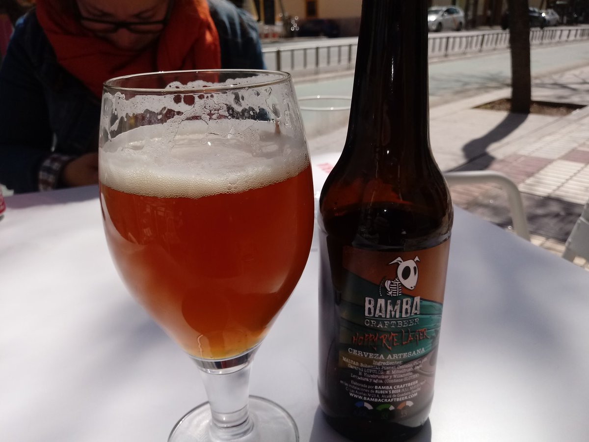 En #lartesana en Calle Recaredo, una YACUB de <a href="/Bambacraftbeer/">Bamba Craftbeer</a> . Hoppy Rye Lager 5'2%. Está rica. #craftbeer