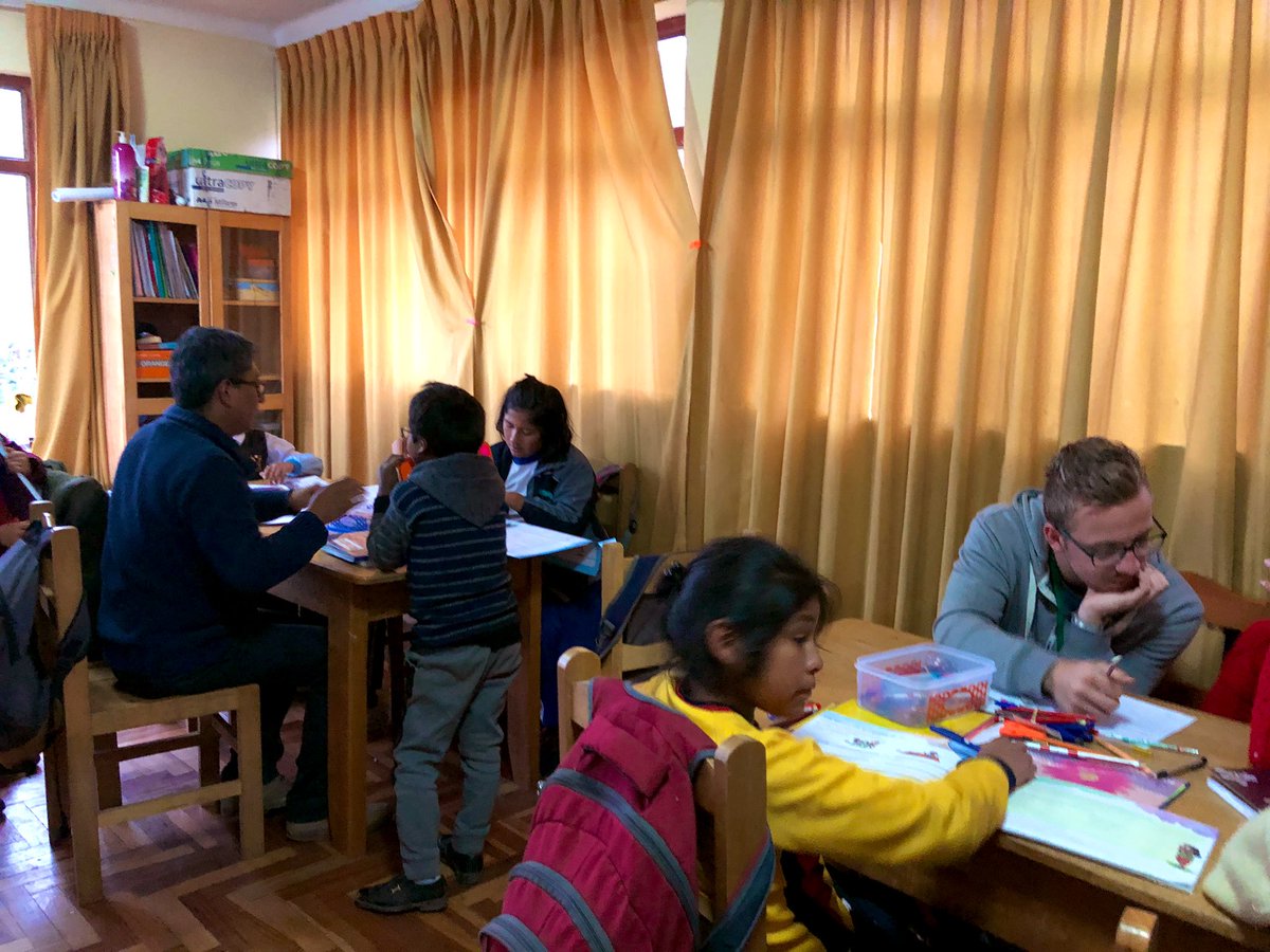 VHJoeri's tweet photo. HOGENT students Applied Informatics will soon be able to do an internship in the South! They will help @ananau_org building ICT rooms and ICT courses. Students: stay tuned! #Añañau #Peru #SDGs #digitaldivide #HOGENT #FBO #zuidstage https://t.co/CqIY7A0QqP