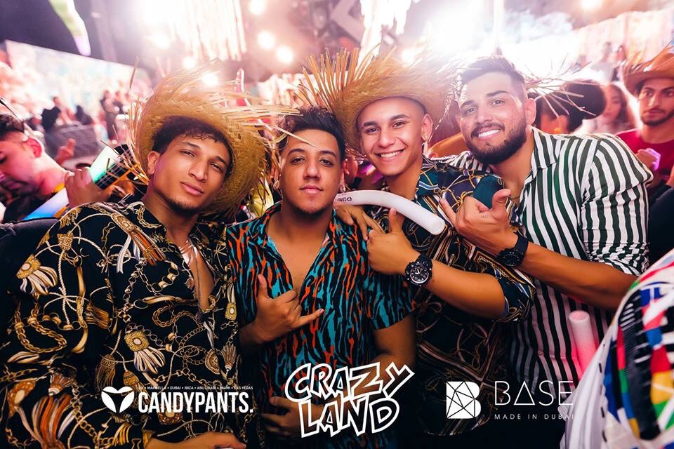 CandypantsDXB's tweet photo. The photos from Crazy Land at Base on Saturday are online now #CrazyLand #4ShowsLeft #Saturdays #Base #Dubai #Tables #DXB #UAE 🦄🦖🐍🦈🦍🦁
info@candypants-events.co.uk https://t.co/uCzbZjUVof