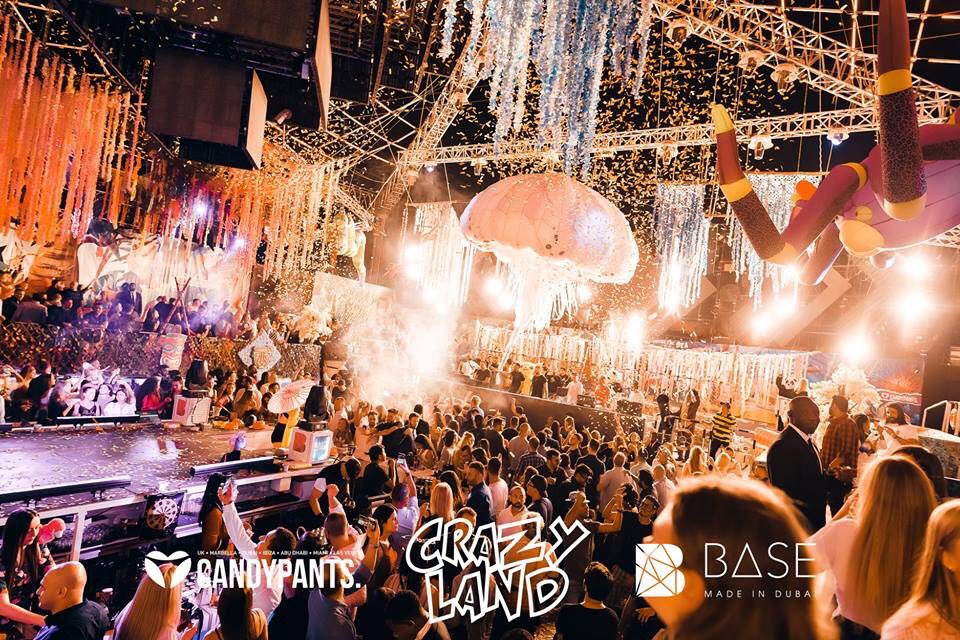 CandypantsDXB's tweet photo. The photos from Crazy Land at Base on Saturday are online now #CrazyLand #4ShowsLeft #Saturdays #Base #Dubai #Tables #DXB #UAE 🦄🦖🐍🦈🦍🦁
info@candypants-events.co.uk https://t.co/uCzbZjUVof