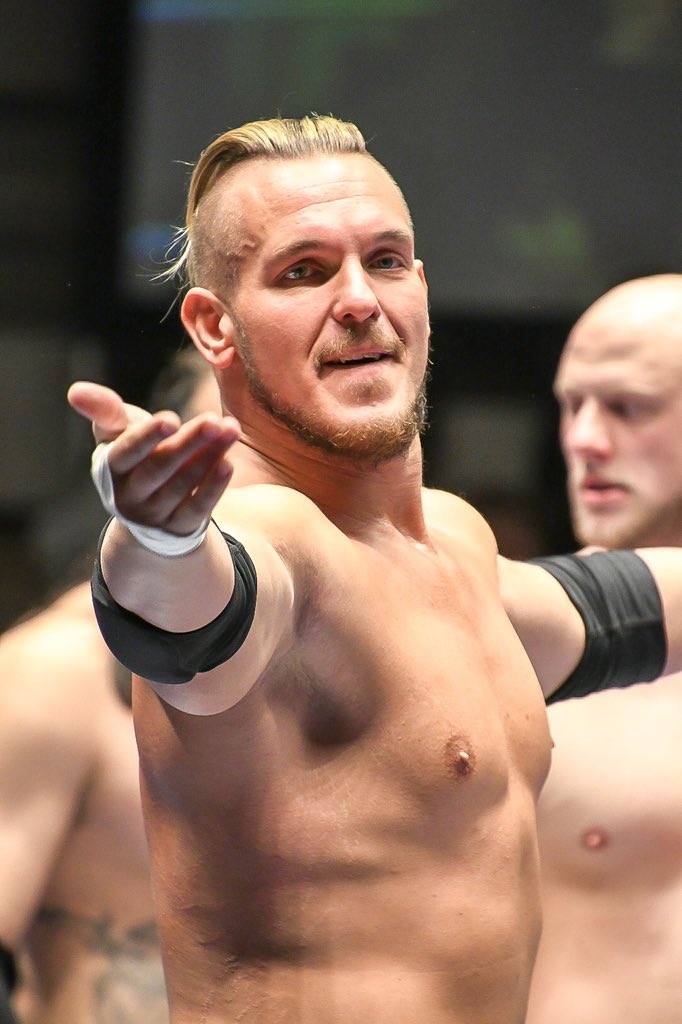 yutaka_pw's tweet image. 昨日はヴァレッタ選手にリツイートまでしていただいた上に、サム・アドニス選手からもいいねもらいました♫
ありがとうございます😊
チャラそうだけどナイスガイですね😁

#サム・アドニス #ajpw #SamAdonis