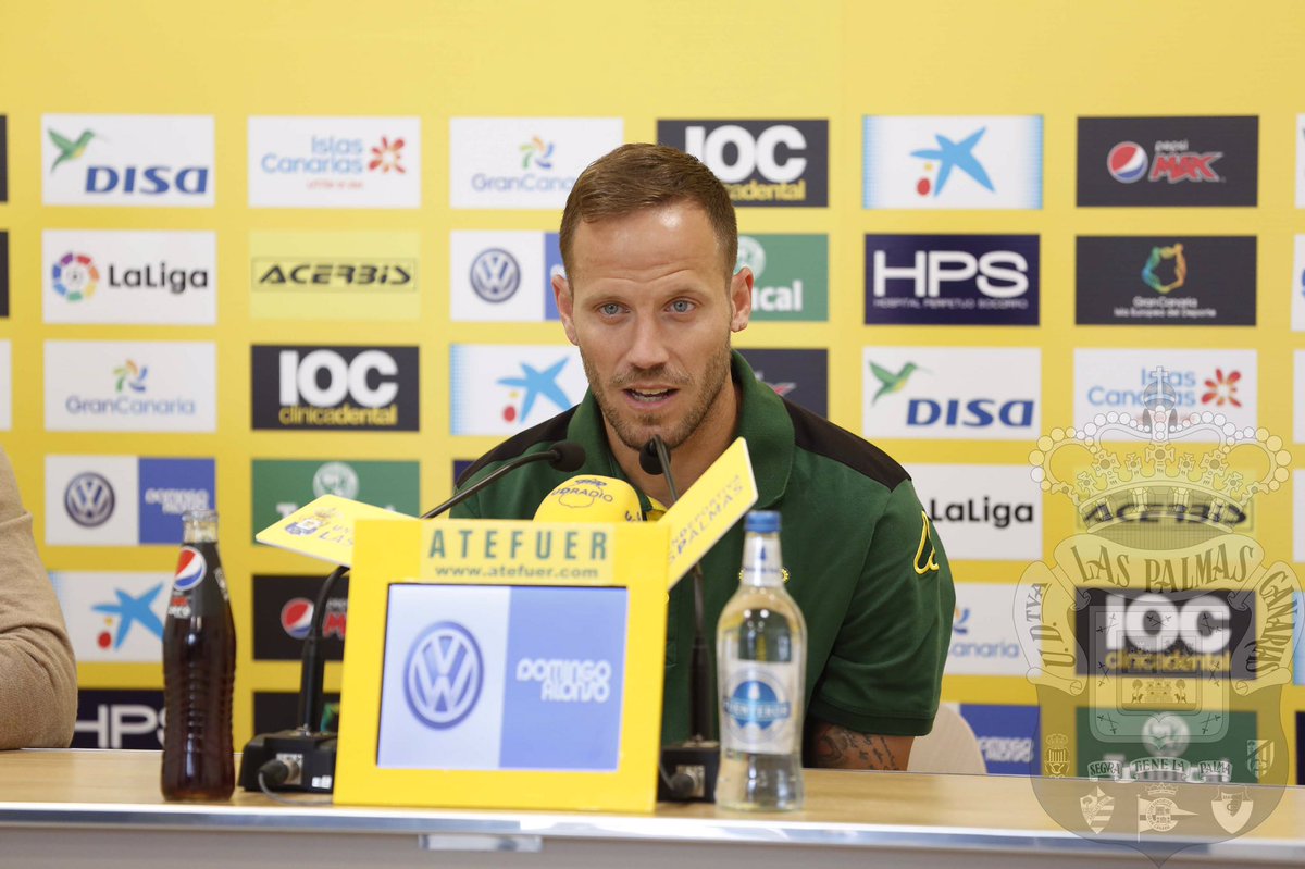 Javi Castellano en sala de prensa (Foto: UDLP).