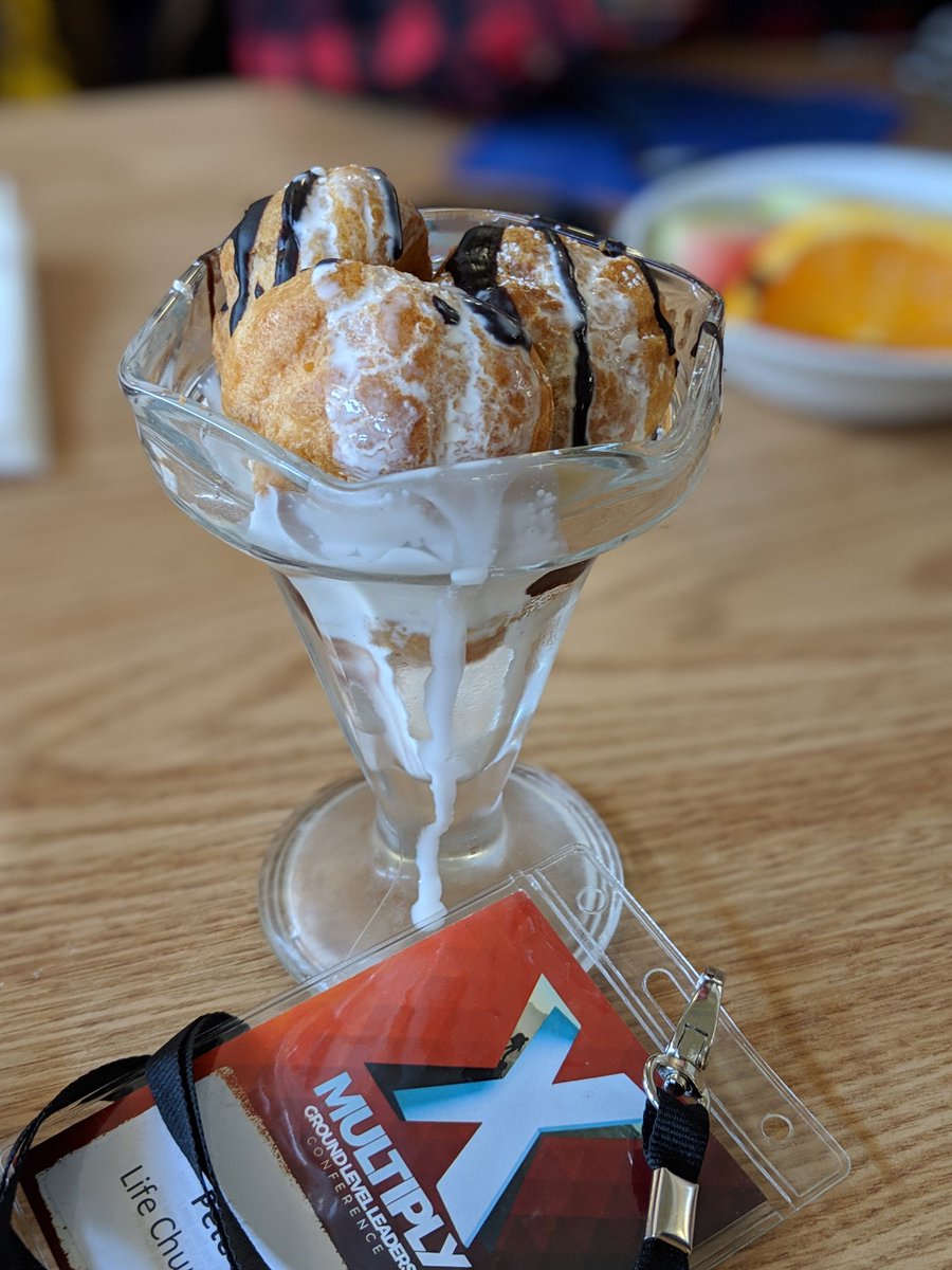 PoshDuke's tweet photo. For the first time in 2019 it's time... Time to tweet the sweet! #glconf2019 #sweetcourse #tweetthesweet https://t.co/n9bePulvUi