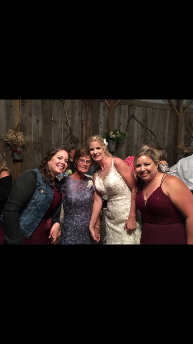 KLowry90's tweet photo. Happy #NationalSiblingsDay to these 2 lovely sisters! Good days ... bad days ... were always sisters and have a lot of fun being sisters! #love #goodtimes #bestfriend #family https://t.co/Q2kMmxzJeO