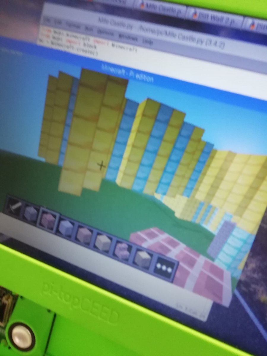 CraftyComputing's tweet image. Today I am at the Sill in @NlandNP with @N_landCouncil and we are creating interesting #minecraftpi versions of Hadrian&apos;s Wall. #northumberland