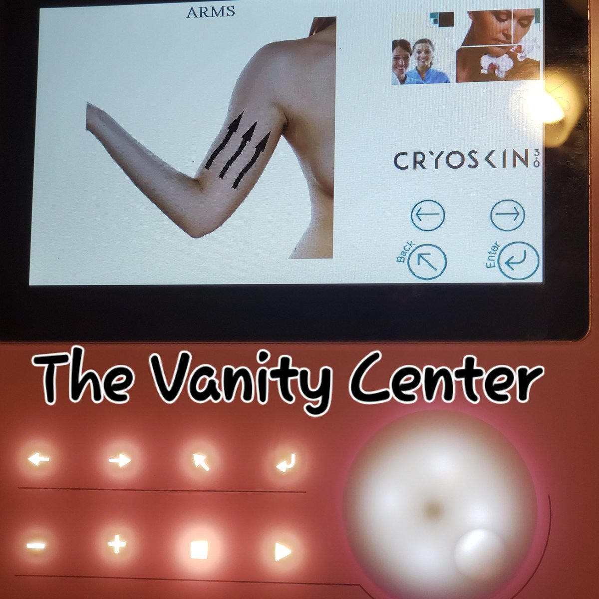 theskinpros's tweet photo. Wake up, drink water, Cryoskin my arms, drink water...repeat! Then some morning yoga! #yoga #cryskin3.0 #bevain #bethebestyou
#weightloss #tone #Moms https://t.co/Gt23mo8ofm
