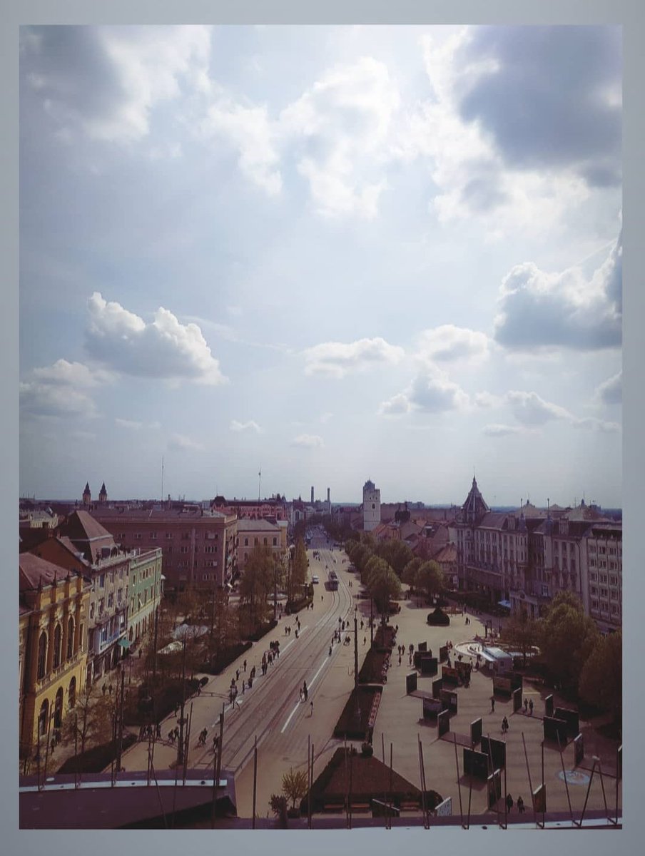 iamdorka's tweet photo. jó, azért nem volt olyan rossz dolog ez #nagytemplom #Debrecen https://t.co/paNrZ2m1Ik