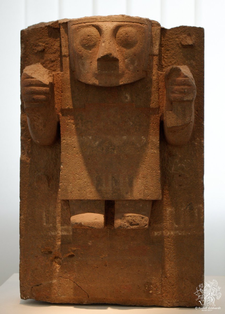 Rudolf_Eckhardt's tweet photo. 'Modern Art' from an ancient civilization - #Tiwanaku Culture.
The ruins of Tiwanaku are among the most important archeological sites in #Bolivia, World Heritage since 2000. Only about one percent of the area has been uncovered to date. MuseumfürVölkerkunde, Berlin. @ancientpix https://t.co/VMfeLXZQy7