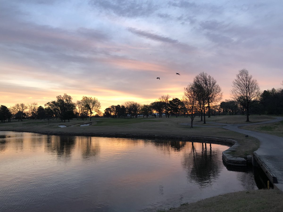 CRgreenside's tweet photo. Good morning WCC. 

#MorningViews #WCC #SuperViews #Spring #WichitaCountryClub https://t.co/ugImbSIN5O