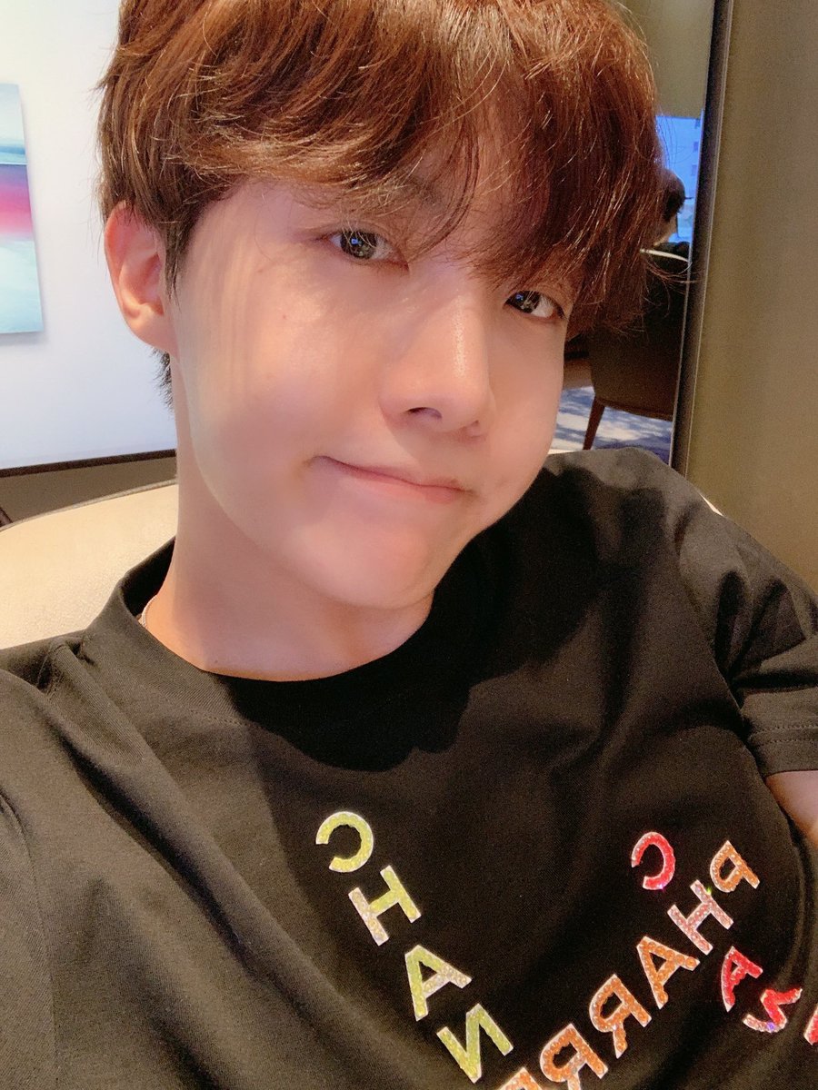 jsunshineHoseok tweet picture