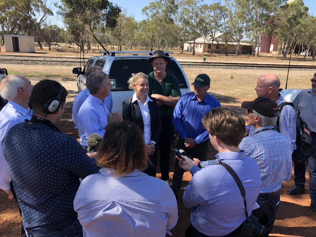 Local Government’s are the fabric of our communities! As the responsible Minister I was lucky enough to be hosted by <a href="/KatanningShire/">Shire of Katanning</a>, local MP <a href="/PeterRundleMLA/">Peter Rundle MLA</a> &amp; @HassellOConnor. Visiting all things sport, multicultural groups &amp; local small business. #RegionsMatter  ✅🤠📱