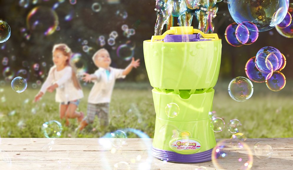 UKMumstv's tweet image. COMP 3! RT&amp;amp;FLW for a chance to #win the brand new Gazillion Bubble Rush bubble machine! #GazillonBubbles