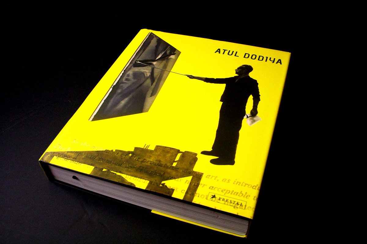 It’s time to feature our mid-week 📚 selection: 

This volume illustrates a collection of 90 paintings (2003-2006) that take a humorous look at the institution of marriage through the use of bold Bollywood posters, Indian street culture and classical myth instagram.com/p/BwEz2s2H5yc/