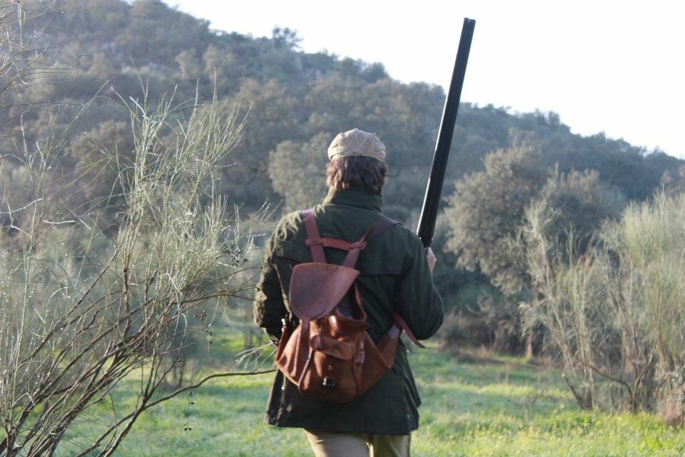 "El verdadero cazador es capaz de disfrutar de un placentero dia de caza sin necesidad de disparar la escopeta" 

M.Delibes (El último Coto, 1992)

#MiguelDelibes