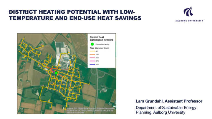 aauenergyplan's tweet photo. By the use of #GIS mapping, Grundahl has analysed 3 DK scenarios for district heating expansion potential with low-temperature and end-use heat savings 🇩🇰📍🌐

Read more here:
https://t.co/8idtkXCeVz 

#EnergyEfficiency #DistrictHeating #HeatingStrategy #ResearcheroftheMonth https://t.co/2OIL8J5rGX
