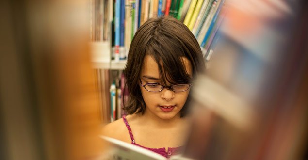 9 reasons to rediscover your public library (Spanish &amp; English) ow.ly/ypKd50pFgMp #NationalLibraryWeek